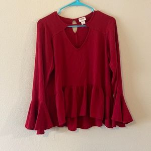 🎉5 for $25🎉 Mossimo red flared shirt with bell sleeves size large